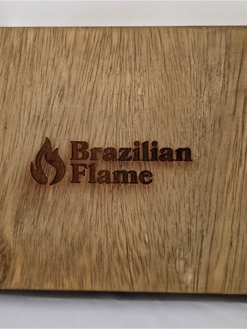 Wooden Cutting Board - Natural Brown